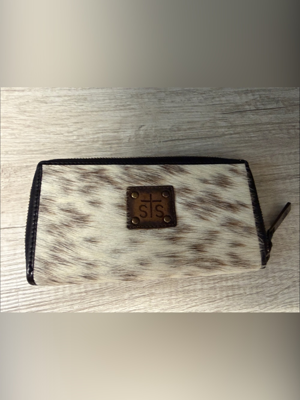STS Ranchwear Cream and Brown Haircalf Zip Wallet